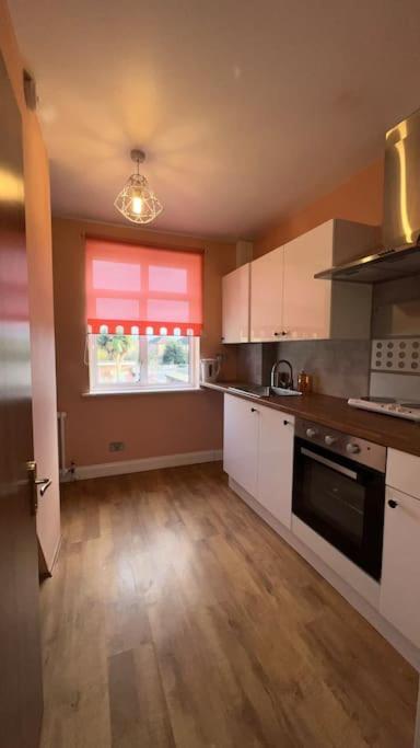 Palaz 6 - 2 Bedroom Flat Edmonton Kültér fotó