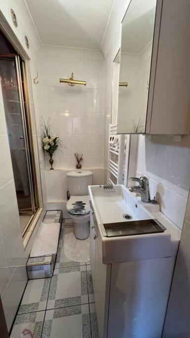 Palaz 6 - 2 Bedroom Flat Edmonton Kültér fotó