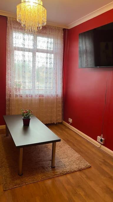 Palaz 6 - 2 Bedroom Flat Edmonton Kültér fotó